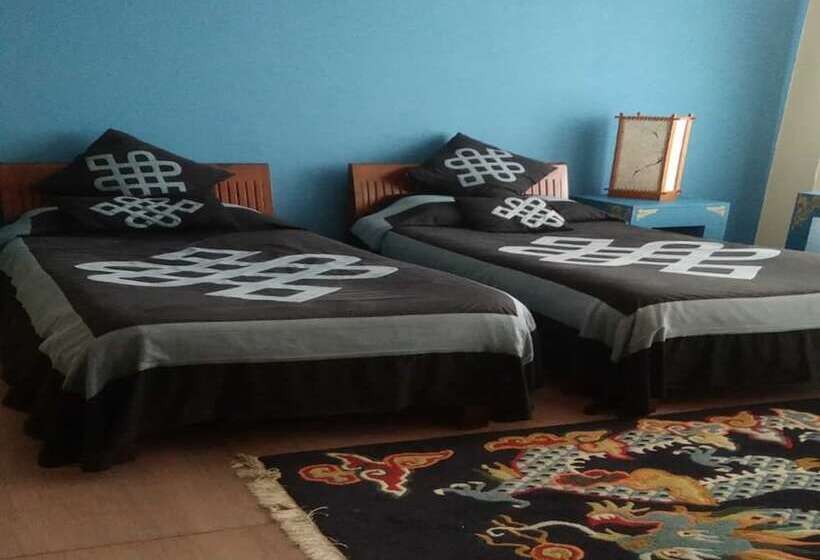 فندق Serkong House