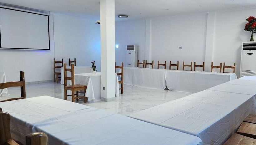 בית מלון כפרי Sevista Plus