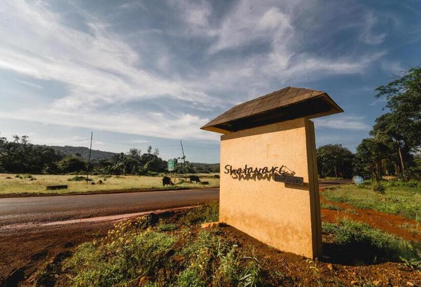 فندق Shatavari Eco Resort