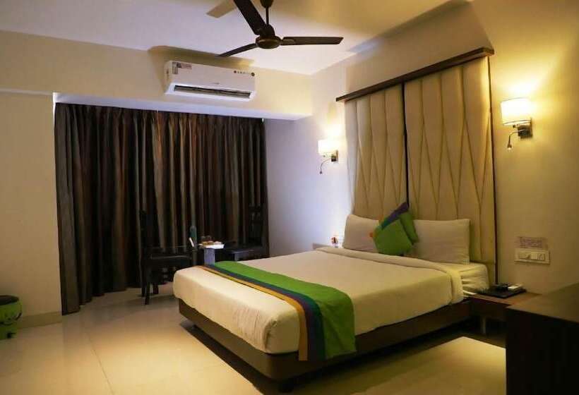 酒店 Silver Paradise