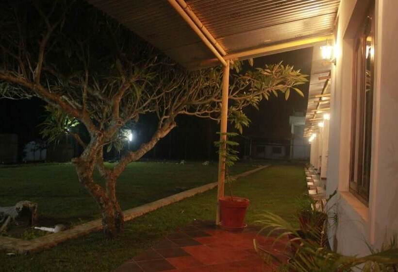 酒店 Singaras Coffee Country