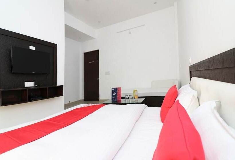 ホテル Suryansh Uttarkashi