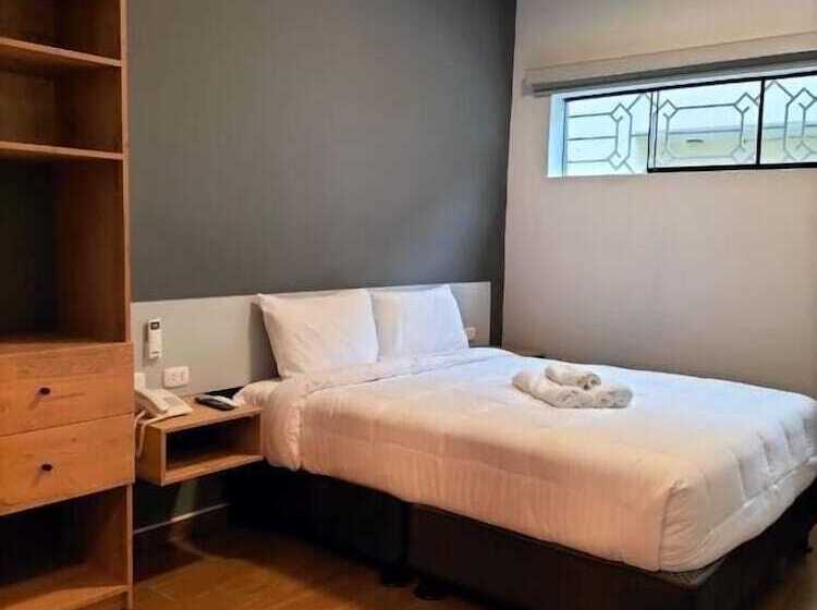 هتل Tarata Boutique