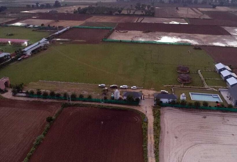 فندق The Ashoka Farms And Resort