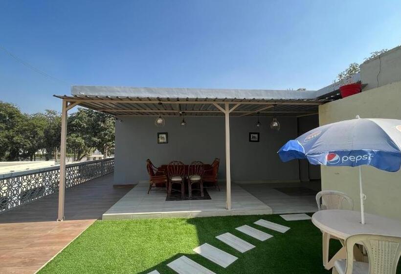 Отель The Bundela   Khajuraho, Madhya Pradesh