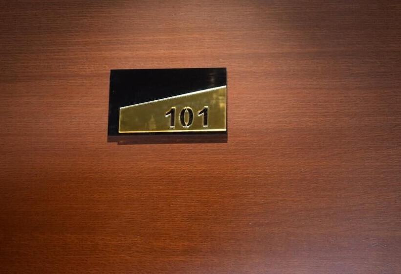 ホテル The Forest Hill