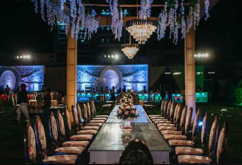 فندق The Grand Siddharth