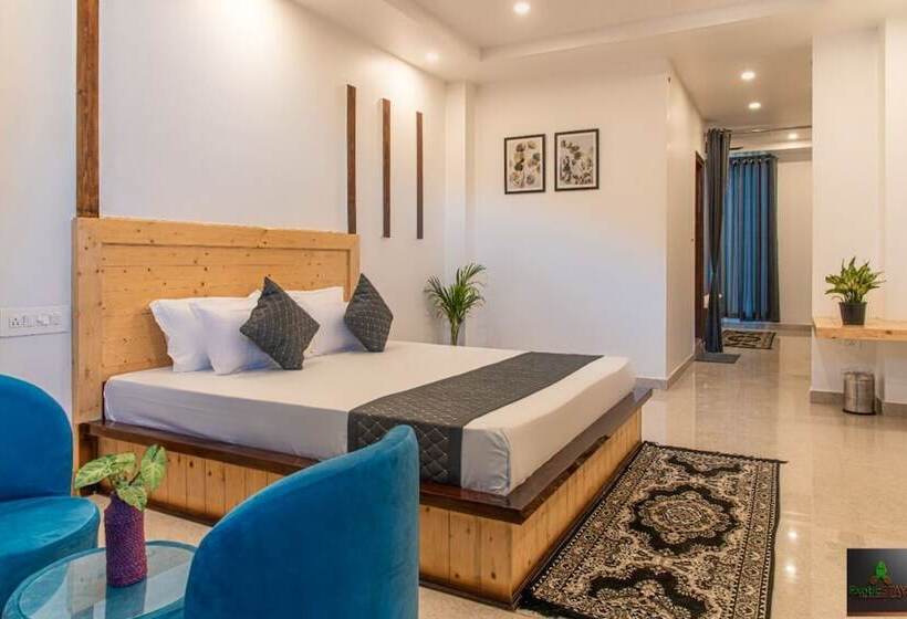 فندق The Green Land Kasauli