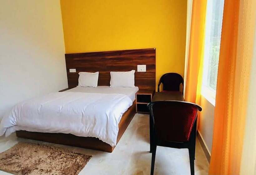 호텔 The Himalaya Orchid Guptkashi