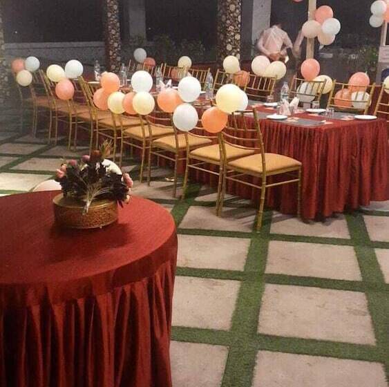 בית מלון כפרי The Mirana