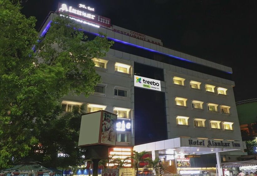 Отель Treebo Alankar Inn