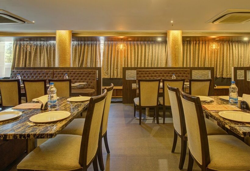 Отель Treebo Alankar Inn