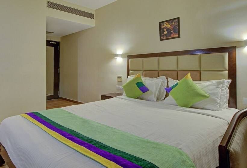 Отель Treebo Alankar Inn