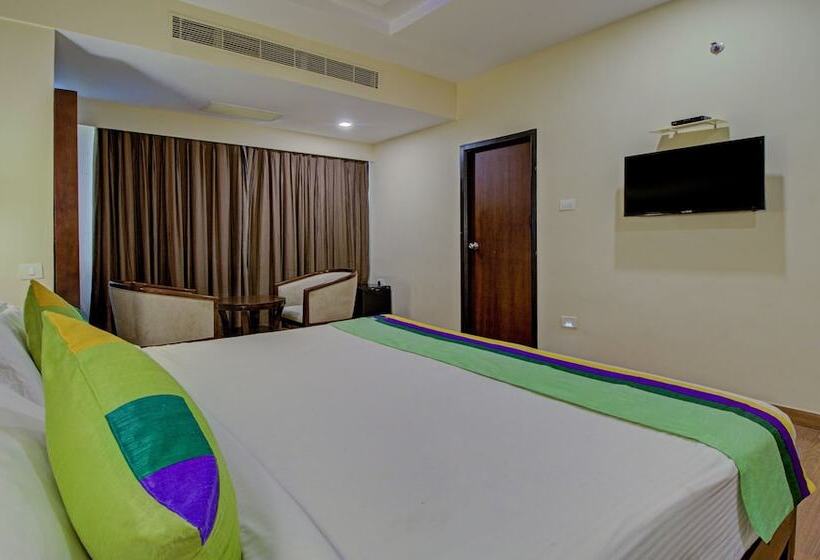 Отель Treebo Alankar Inn