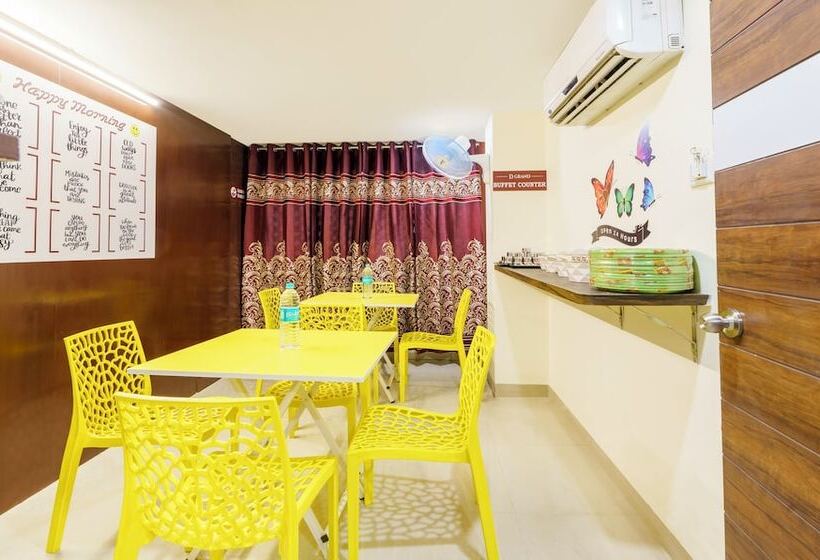 Hotel Treebo D Grand