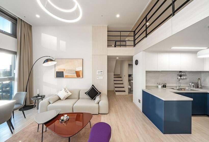 Отель Le Collective Yeosu