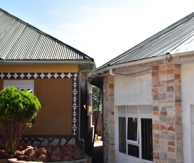 هتل Wamala Resort