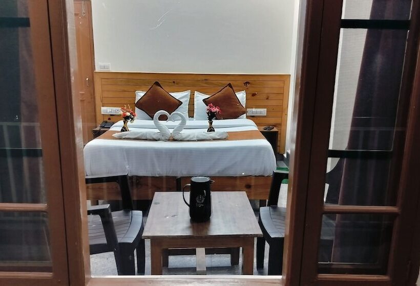 酒店 White Mountain By Hill Hikers