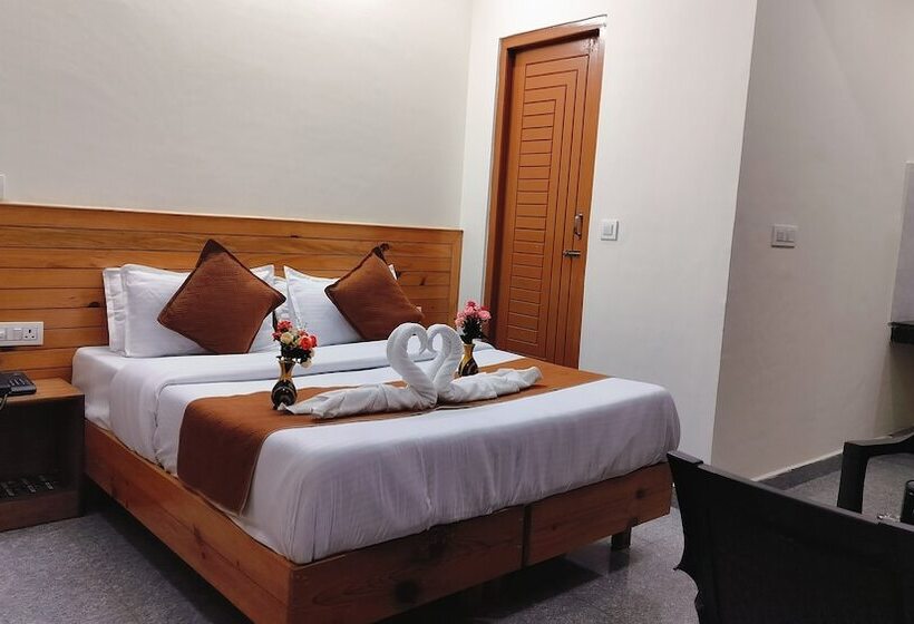 酒店 White Mountain By Hill Hikers