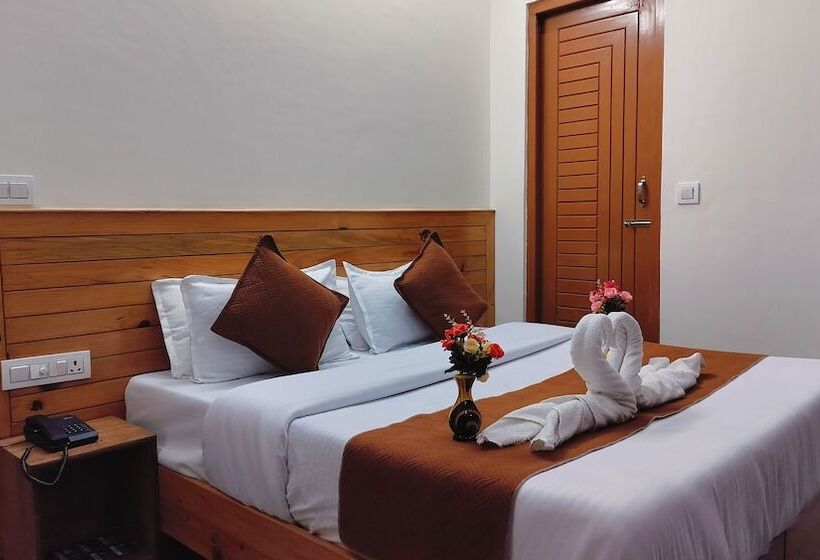 酒店 White Mountain By Hill Hikers