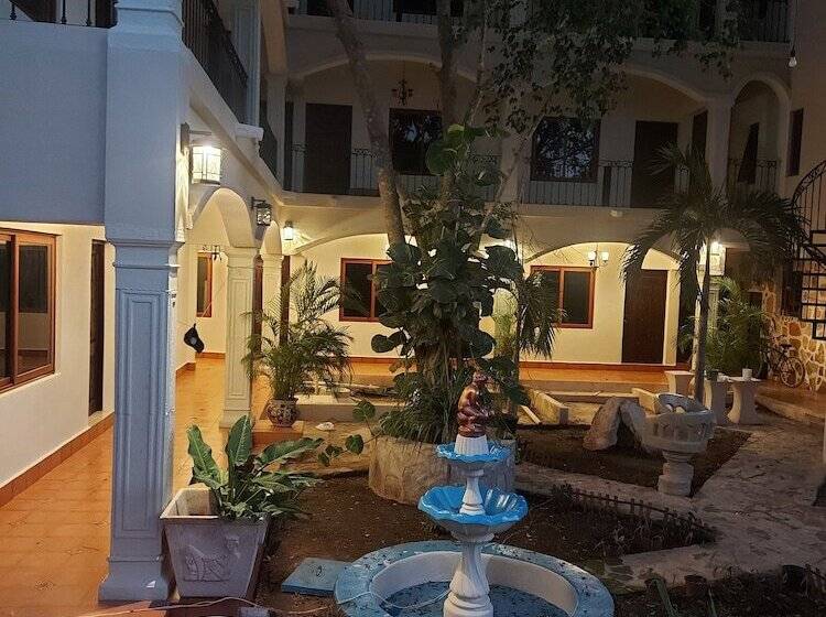 فندق Y Hostal Nojoch Che