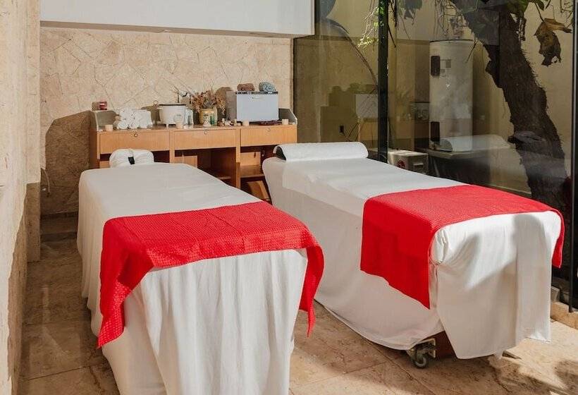 فندق Y Hostal Nojoch Che