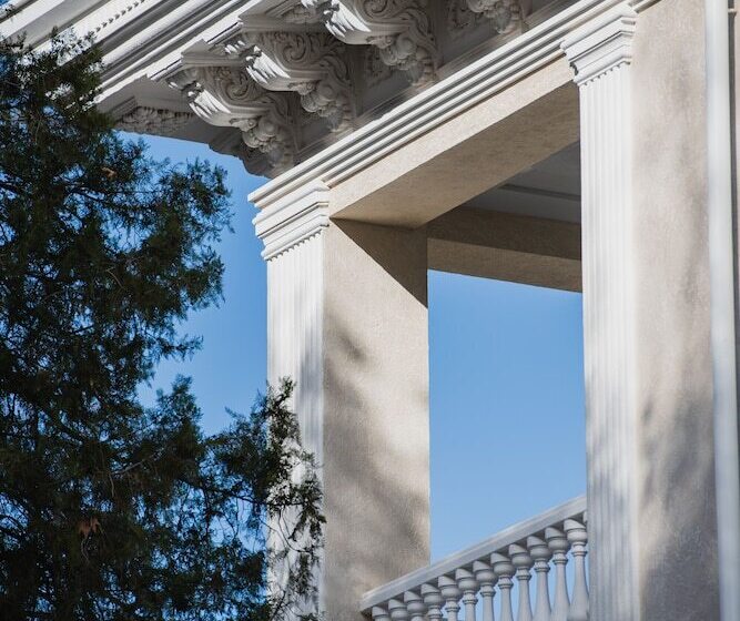 فندق Zarafshon Parkside