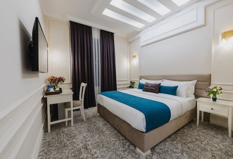 فندق Zarafshon Parkside