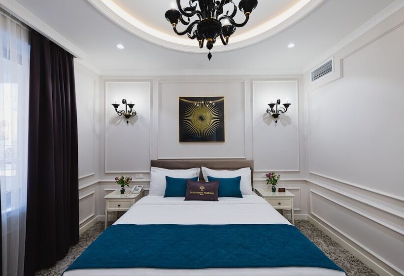 فندق Zarafshon Parkside