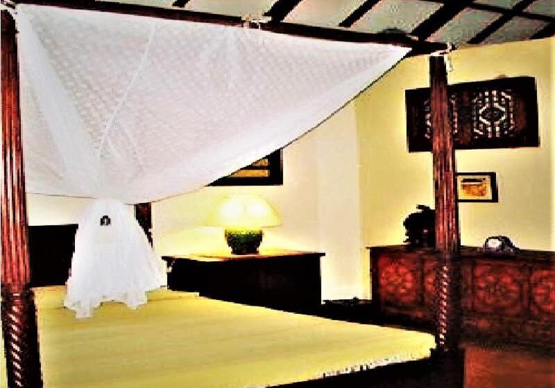 هتل Zhang Resort And Dive Center Opc