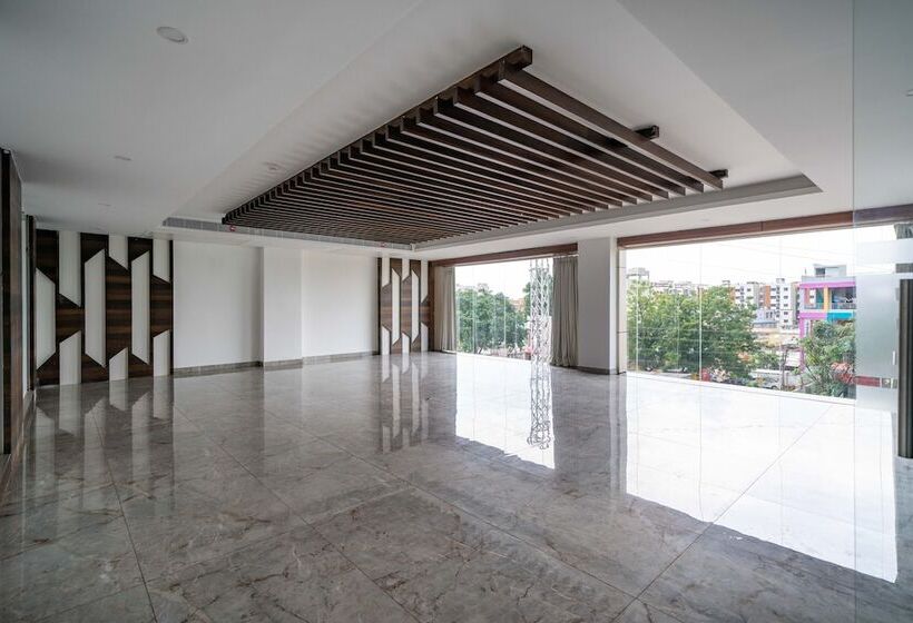 Hylife Hotel And Convention