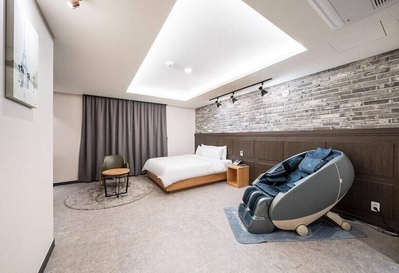 מוטל Buan Raum Drive In