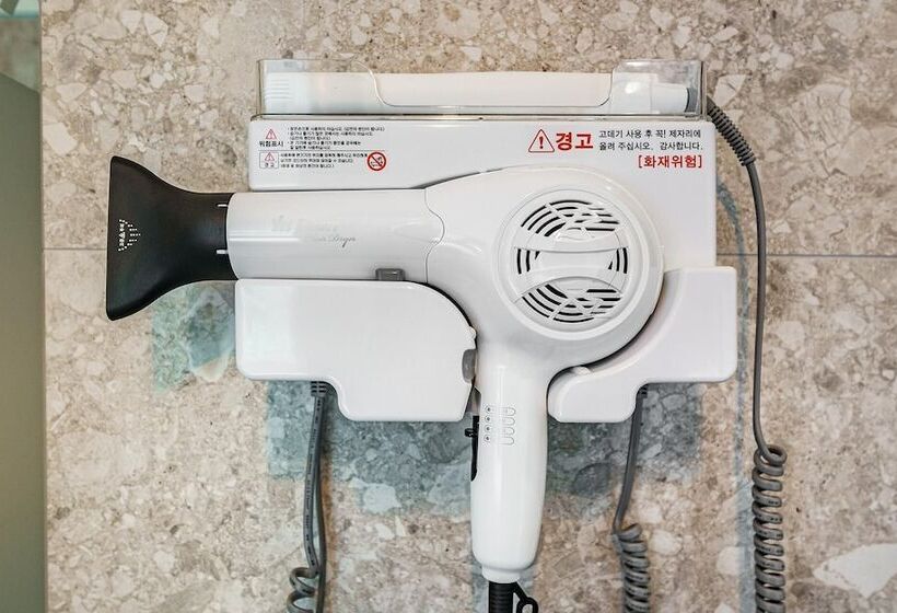 مُتل Pocheo Alma