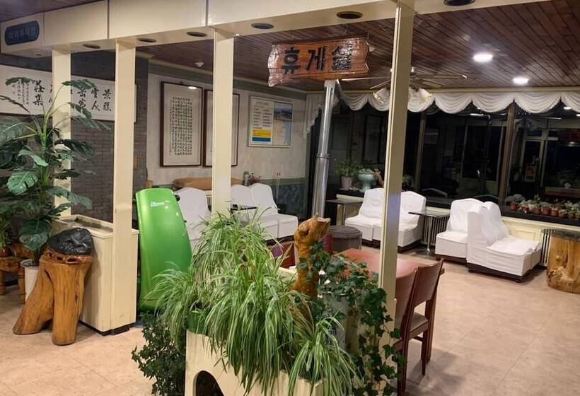 汽车旅馆  Yangyang Seorak Hot Spring