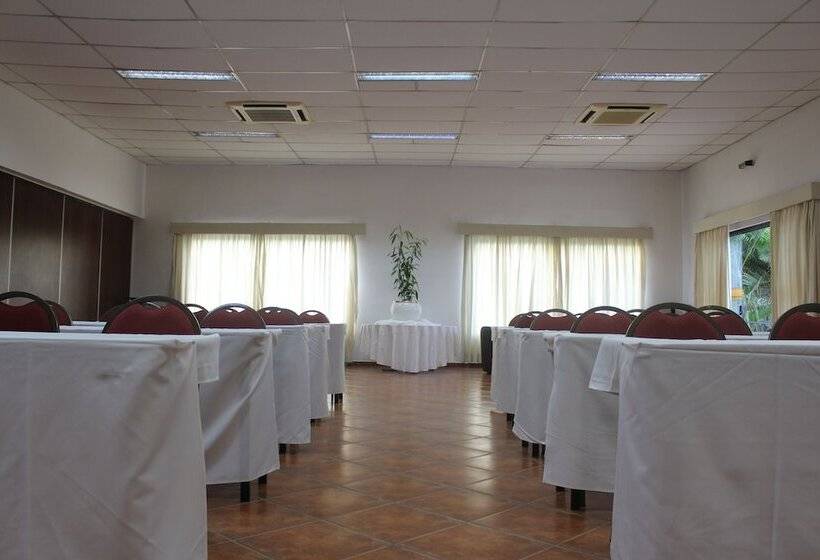 Paradies Hotel Express