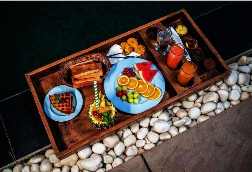 استراحتگاه Parijat Private Pool Villa 1, 2 And 3 Bhk