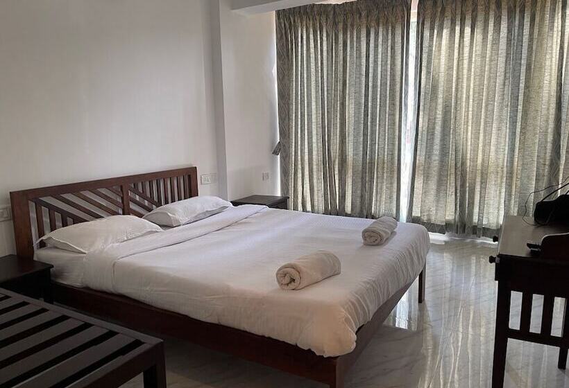 Salotel Near Mae De Deus Church