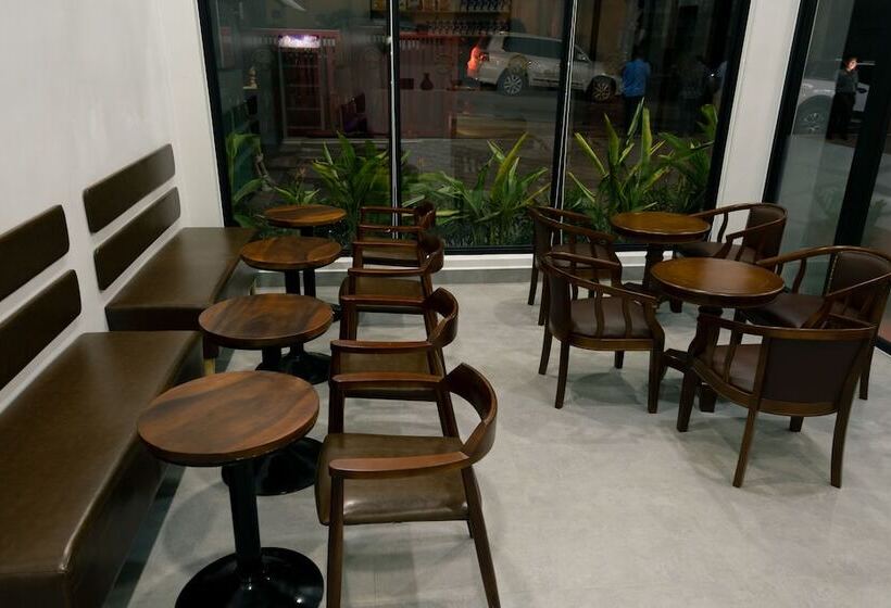 Ss Hotel & Residence