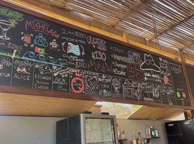 Straw Hat Surf Hostel