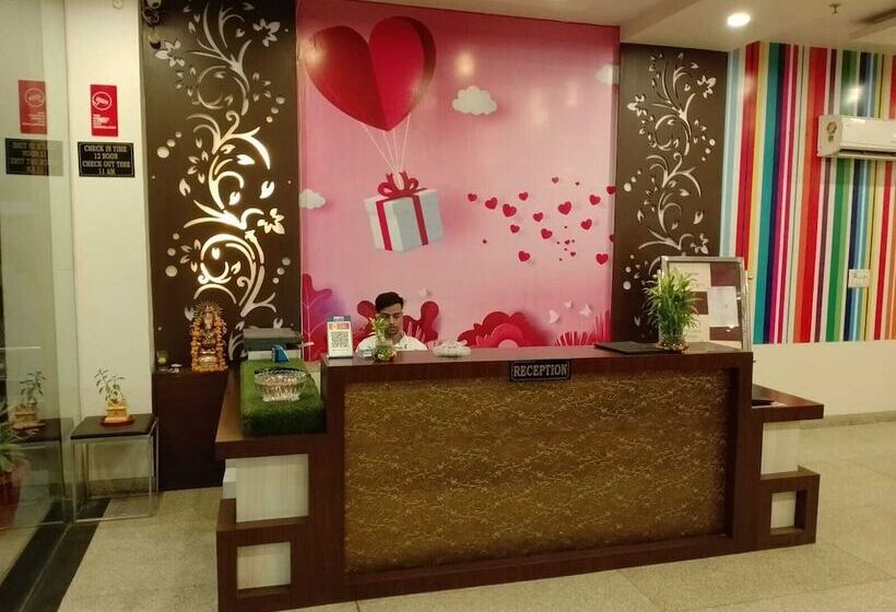 The Palm Hotel & Restaurant