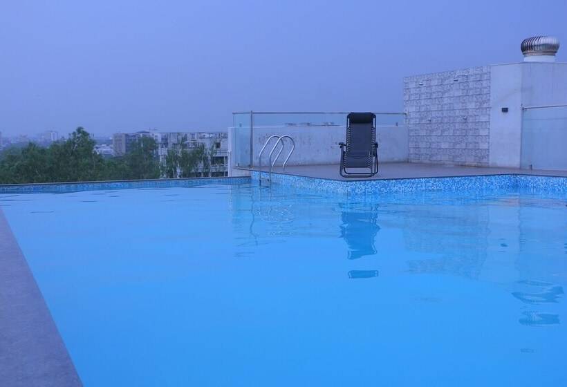 Tulip Arena Hotel Club Event By Sgl