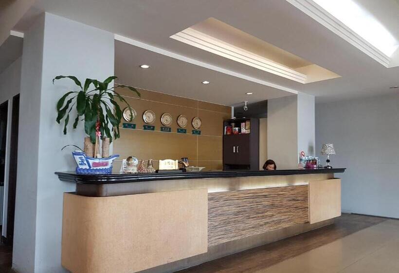 هاستل Tsaoling Villa