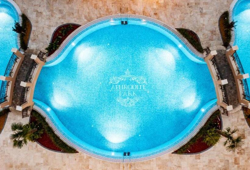 Aphrodite Park Deluxe
