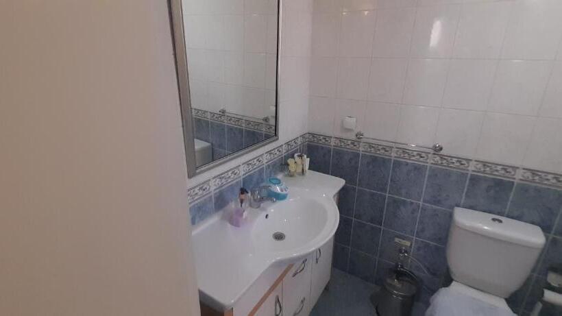 مبيت وإفطار Villa Aryam