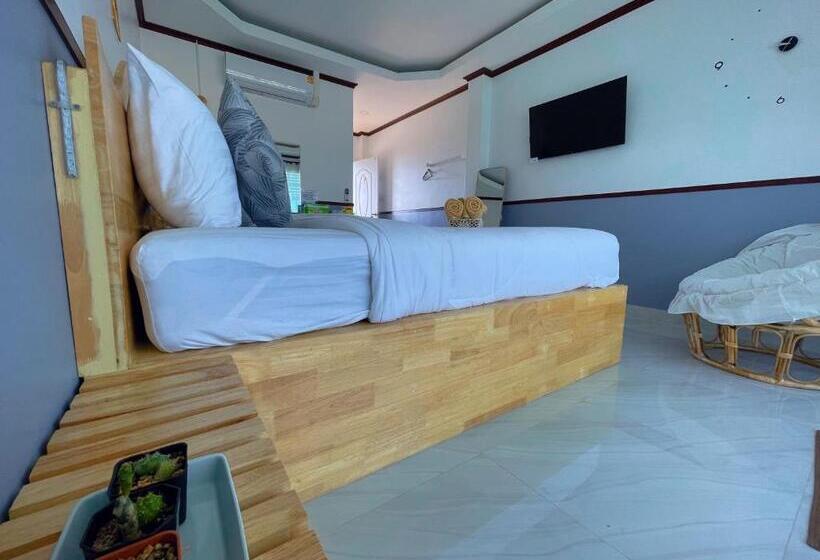 مبيت وإفطار Baan Tipsukon