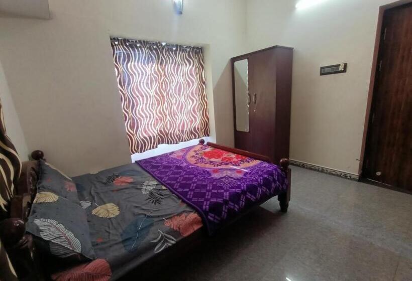 ベッドアンドブレックファースト Cukoo S Nest