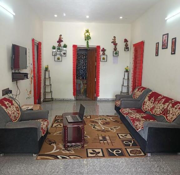 ベッドアンドブレックファースト Cukoo S Nest