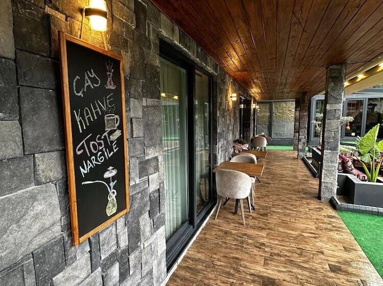 ベッドアンドブレックファースト Fifty Three Otel