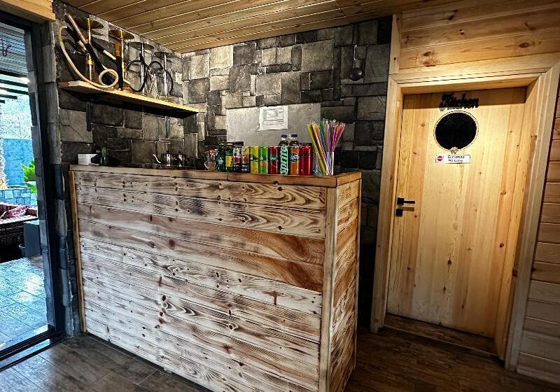 ベッドアンドブレックファースト Fifty Three Otel