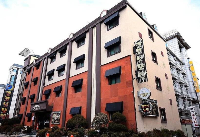 Boryeong  Coconut Motel